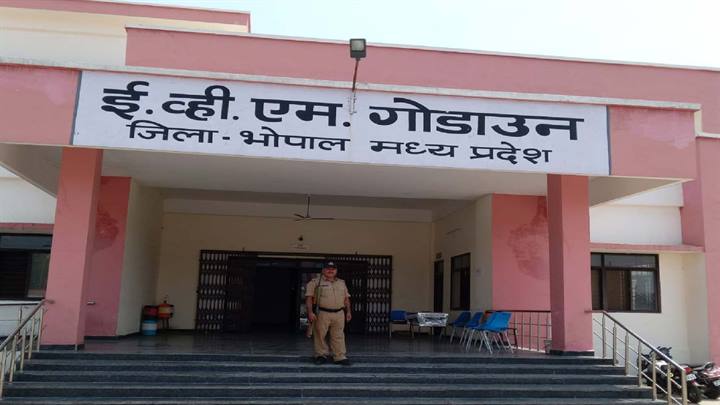 ईवीएम-व्हीव्हीपीएटी को सुरक्षित रखने 53 ईवीएम वेयर हाउसों का निर्माण कार्य पूरा